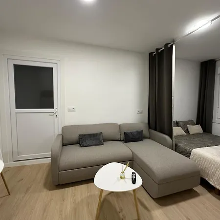 Lejlighed Con Terraza A Kilometro Y Medio De La Playa 11 Vigo